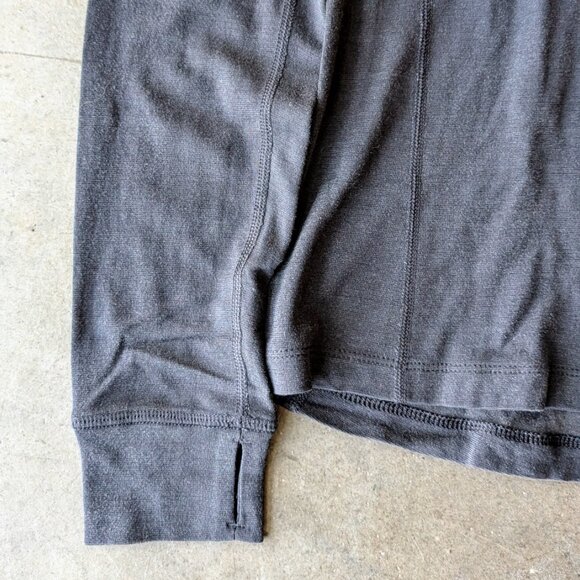 Tracksmith Women's Black Turtleneck Long Sleeve Top large - Picture 3 of 9